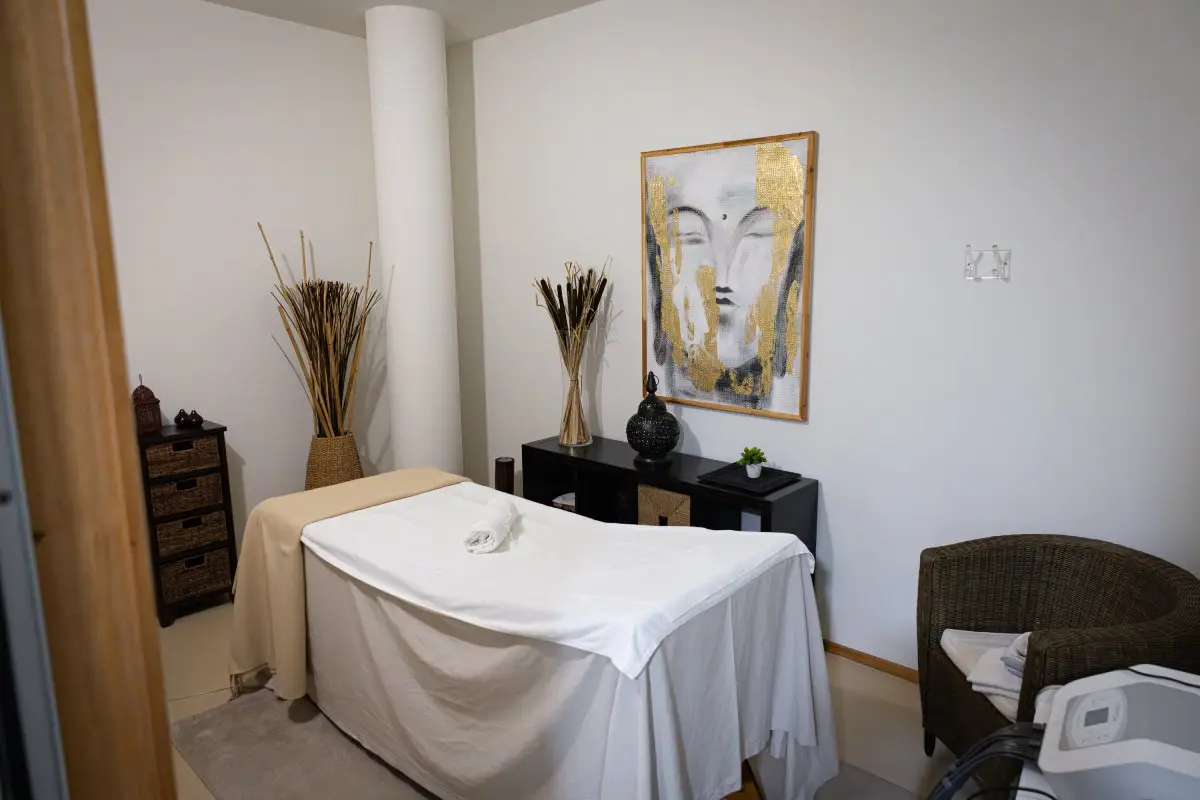Gabinete de massagens e tratamentos de bem-estar da Clibioestética.